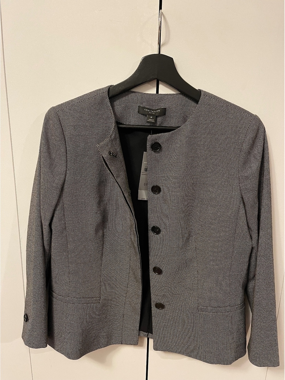Ann Taylor Petite Women's Gray Textured Button-Up Blazer Jacket Size 6P